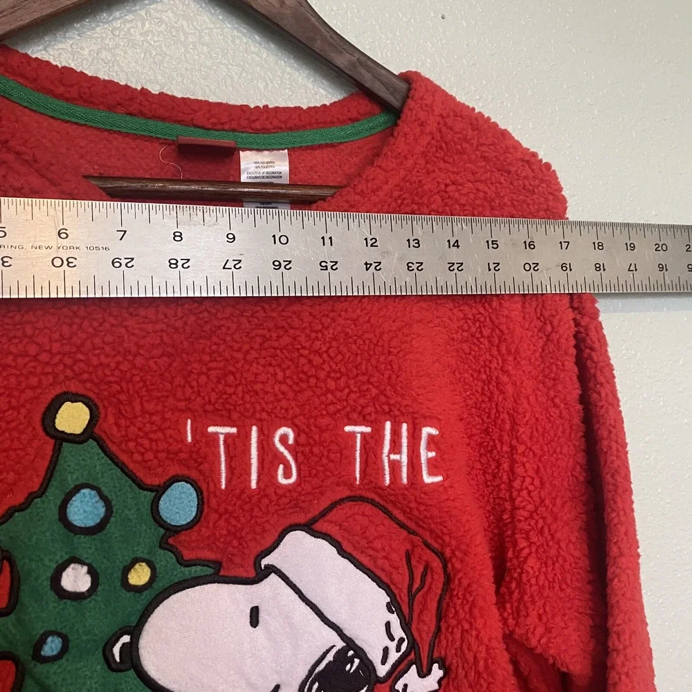Peanuts the season Sherpa pull‎ over sweater youth extra large Christmas
